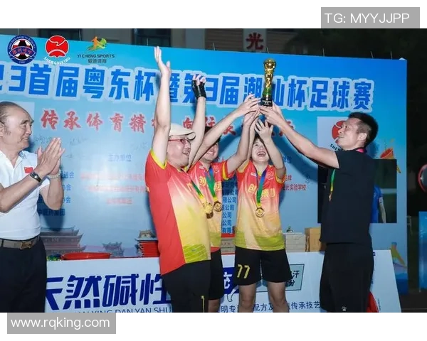 潮汕足球之光：探寻来自潮汕的足球明星成长之路与辉煌成就